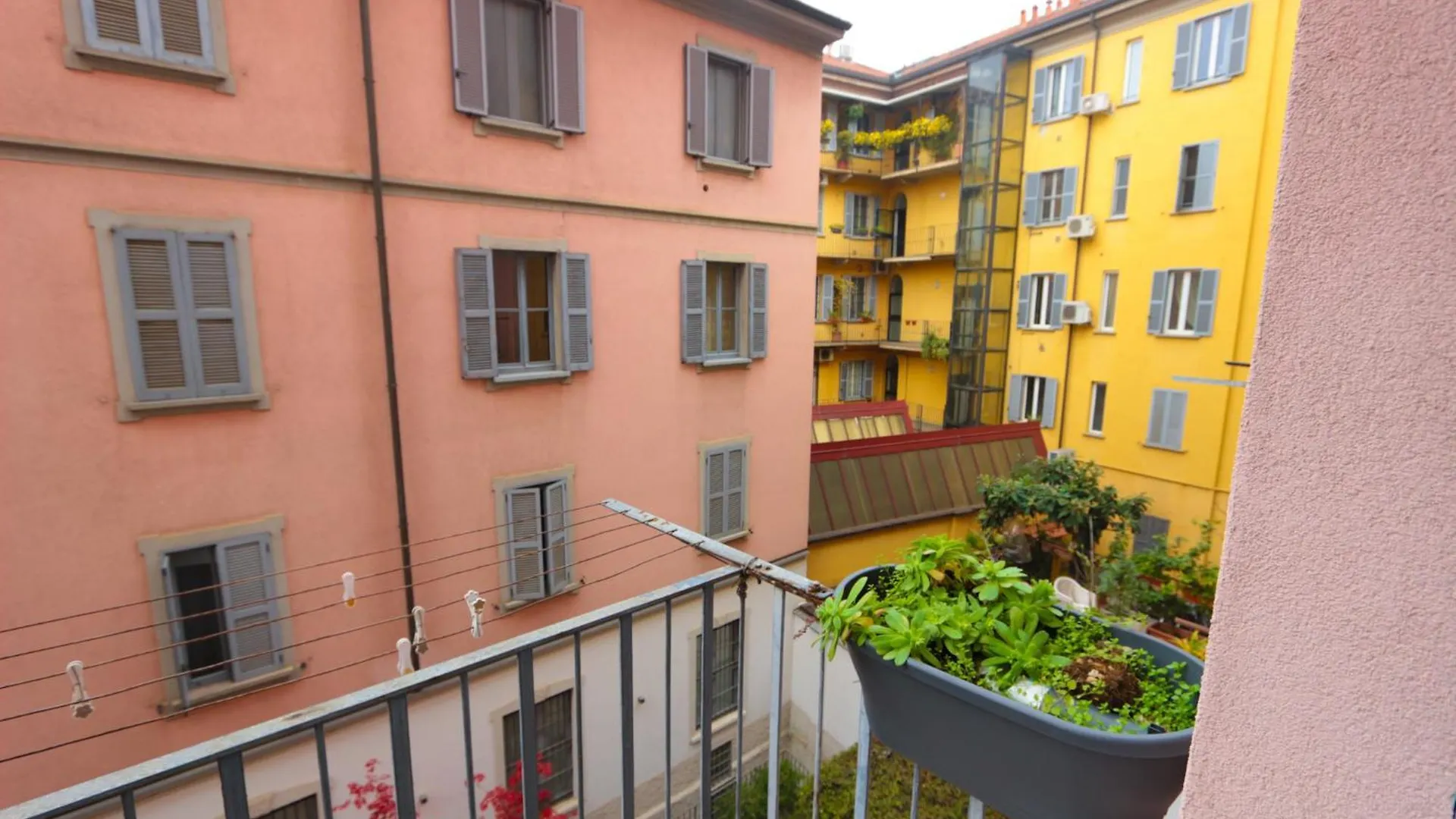 Casa Martini, Porta Romana Milano Daire